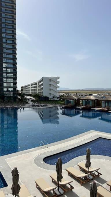 Grand Sapphire Resort Long Beach Trikomo Exterior foto